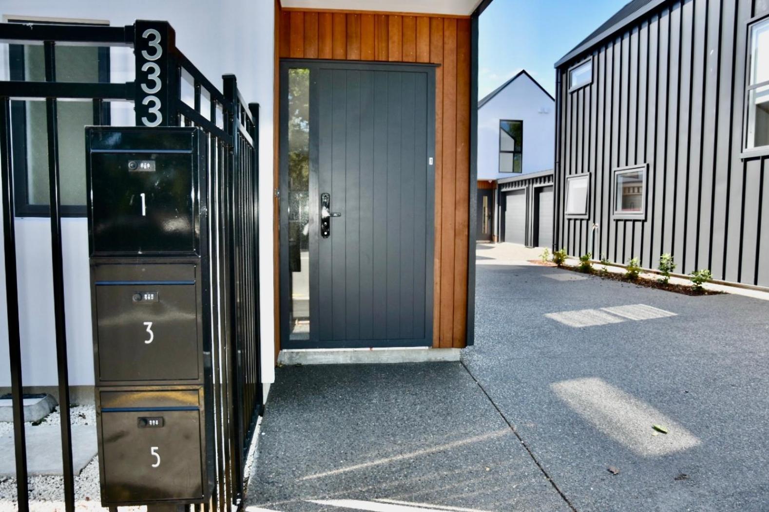 Brand New Close To Cbd 3 Bed 3 Bath With Garage Christchurch Dış mekan fotoğraf